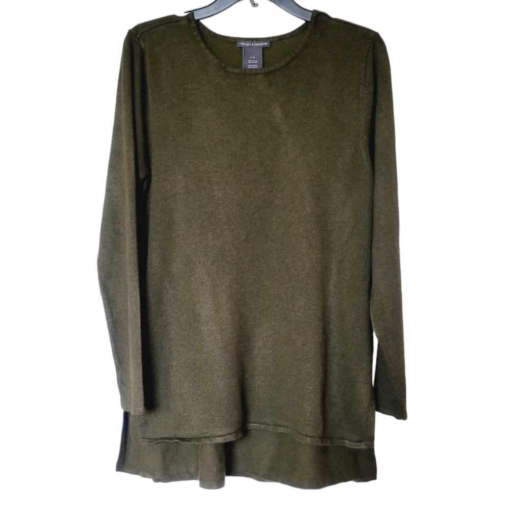 Chelsea & Theodore Olive High-Low Lightweight Crewneck Sweater - Picture 1 of 5